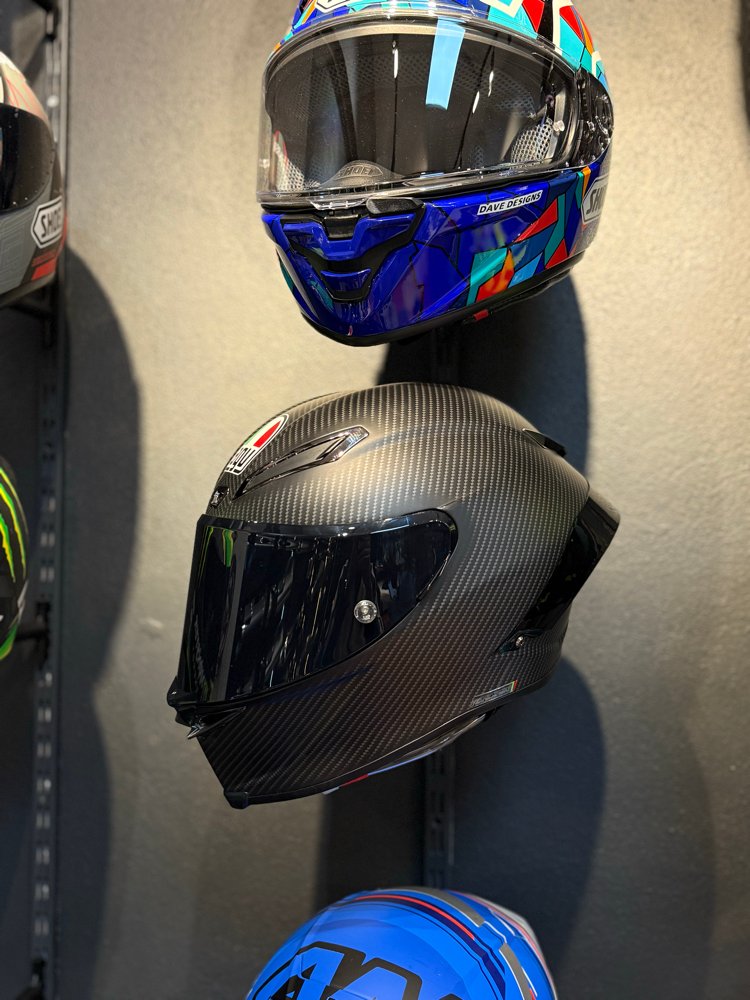 AGV Pista GP RR Matt Carbon - Image 2