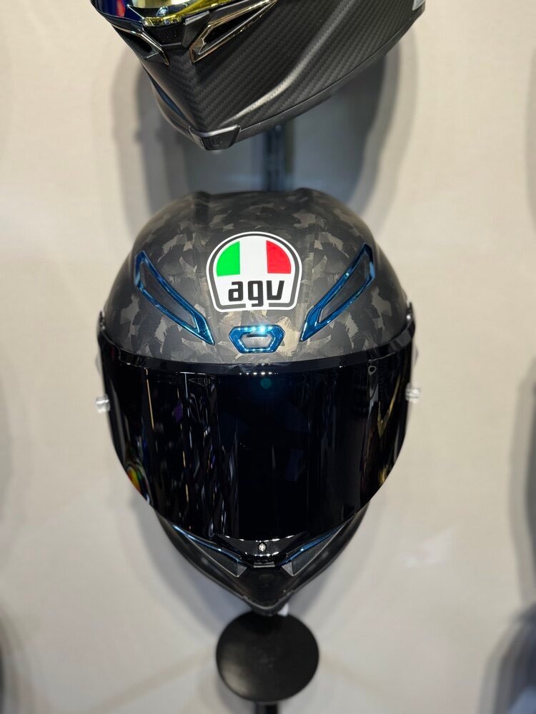 AGV Pista GP RR Futuro Carbonio Forgiato - Image 2